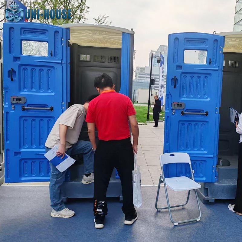 Outhouse Plastic Portable Toilet